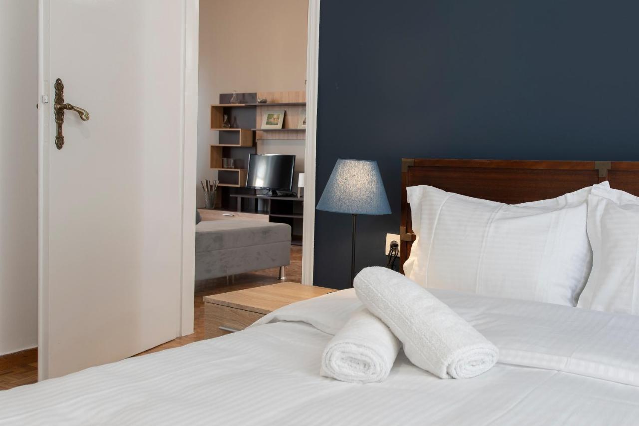Appartement Petralona Cutie Penthouse à Athènes Extérieur photo